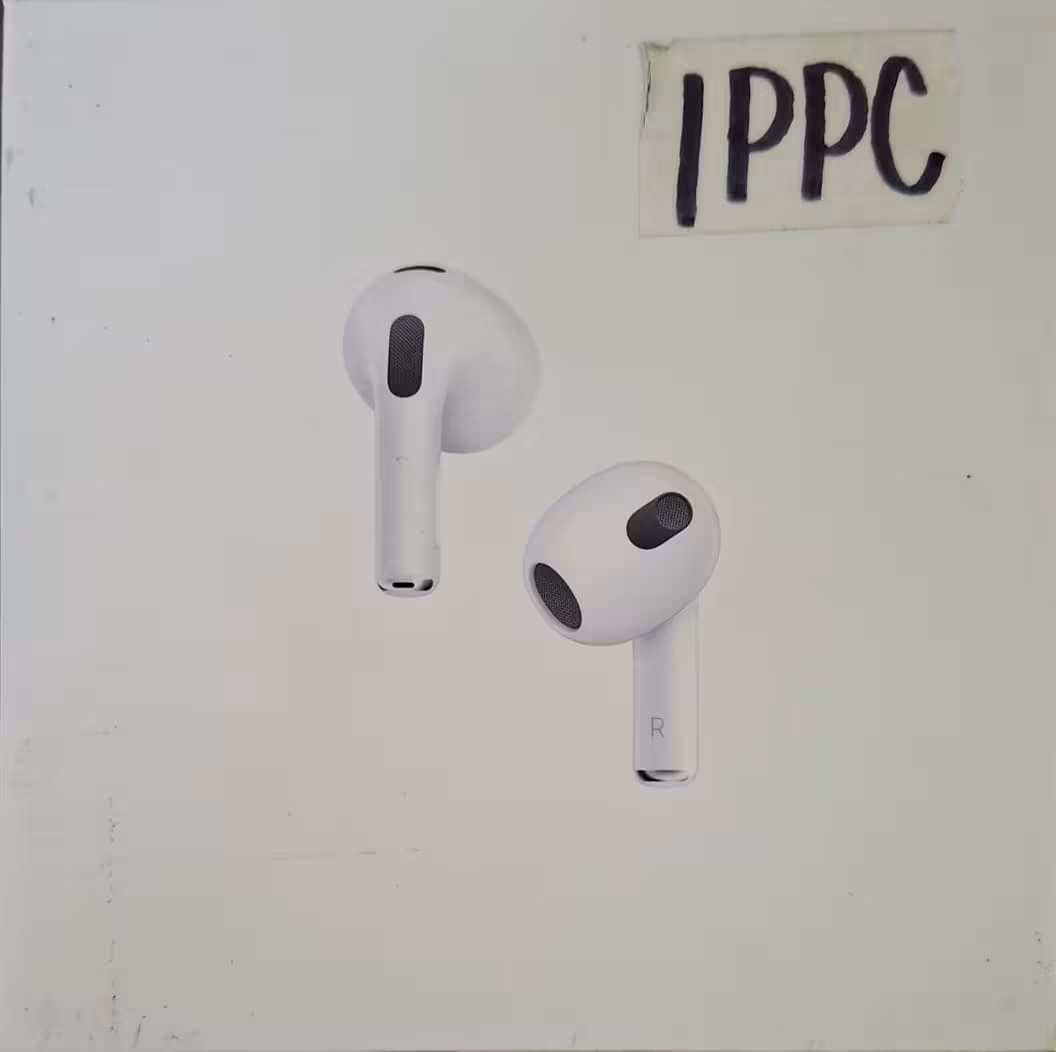 Apple AirPods 3.ª Generación con Estuche de Carga Lightning y Audio Espacial